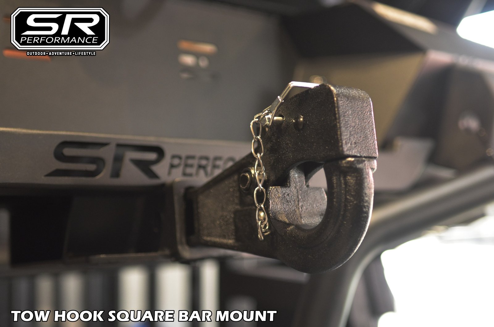 SR TOW HOOK SQUARE BAR MOUNT